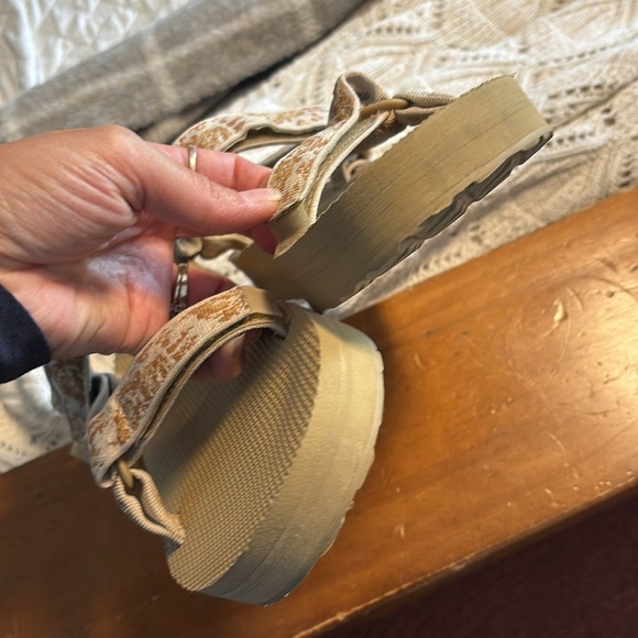 Platform Teva Floral Sandals in Cream and Brown - Picture 2 of 5